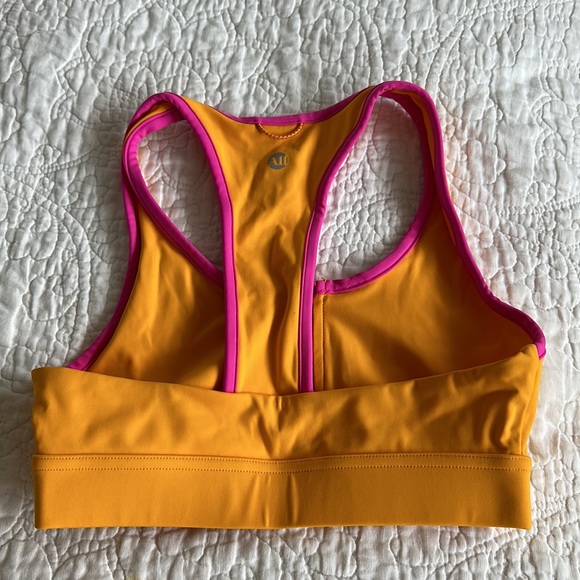 All Access Bandier Utility Pocket Legging + Bra Top 2 piece workout set - Picture 12 of 12